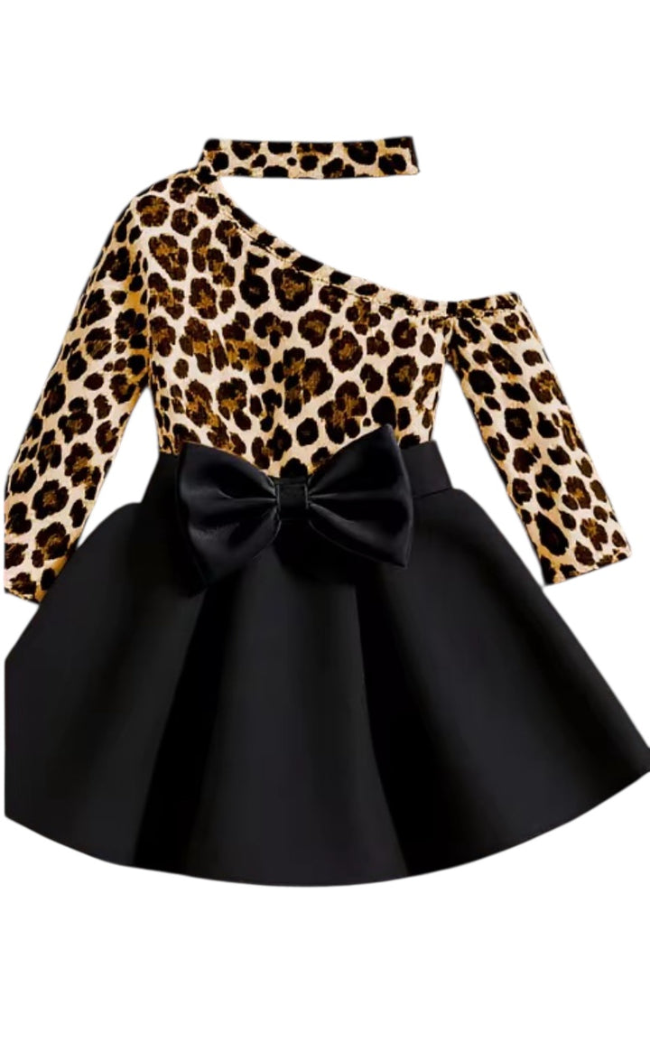 Distinctive Crossover Shoulder Long Sleeve Top Waist Skirt Bow Sets