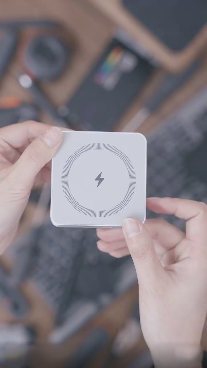 Magnetic Foldable 3 in 1 iPhone iPod iWatch Charger